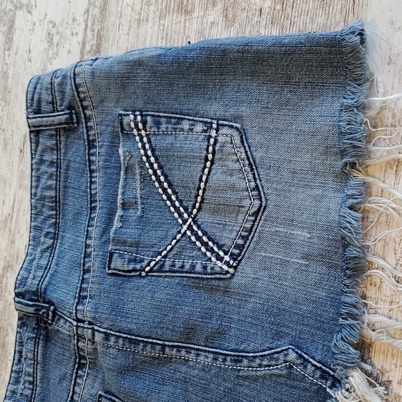 Denim mini skirt size 27 Distressed Frayed - Picture 6 of 7